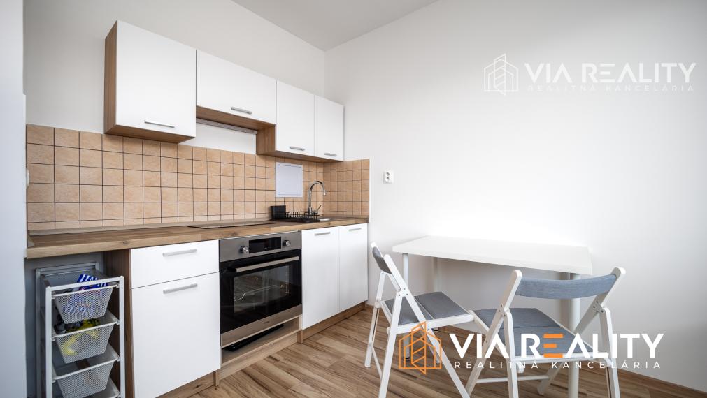 Garsónka s loggiou, prenájom, Blagoevova, Petržalka, Bratislava