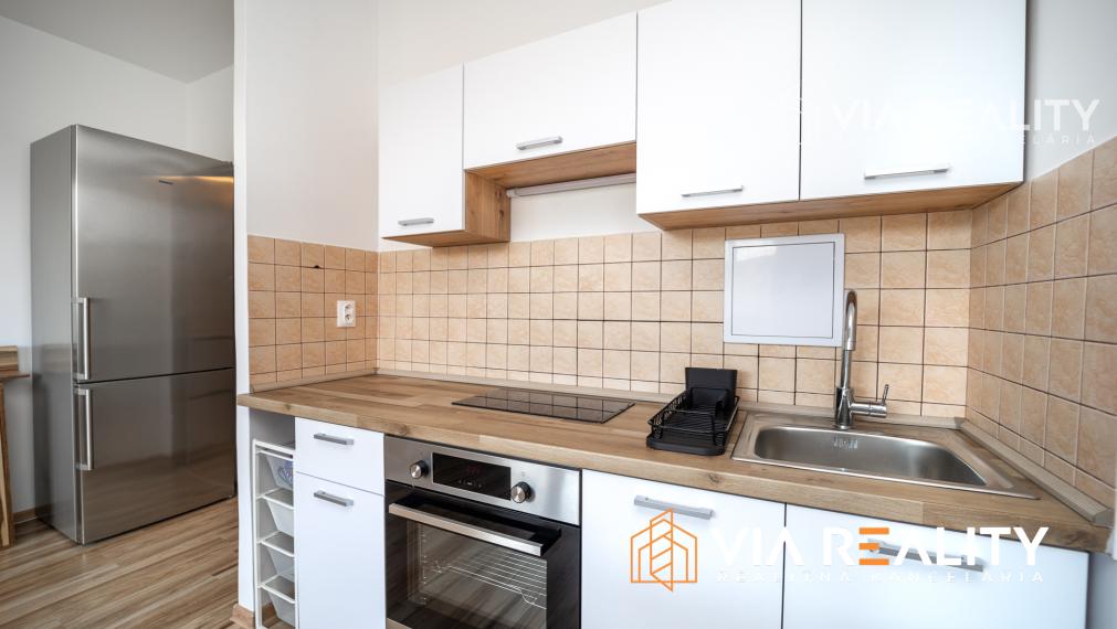 Garsónka s loggiou, prenájom, Blagoevova, Petržalka, Bratislava