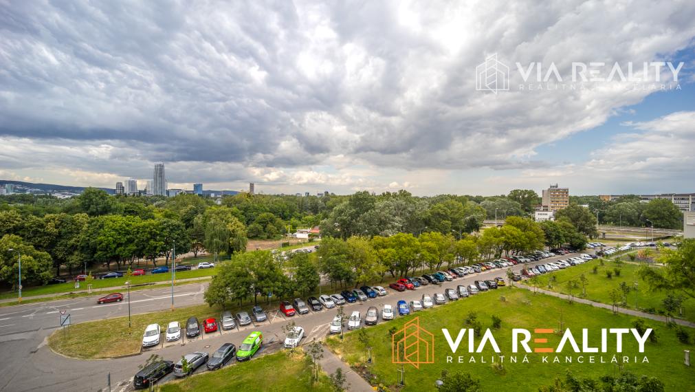 Garsónka s loggiou, prenájom, Blagoevova, Petržalka, Bratislava