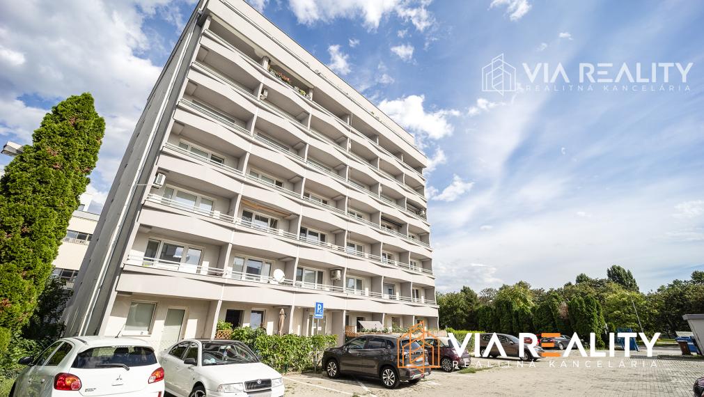 PREDAJ  2-izbový apartmán s 2 balkónmi, novostavba, Tomášikova, Bratislava - Ružinov