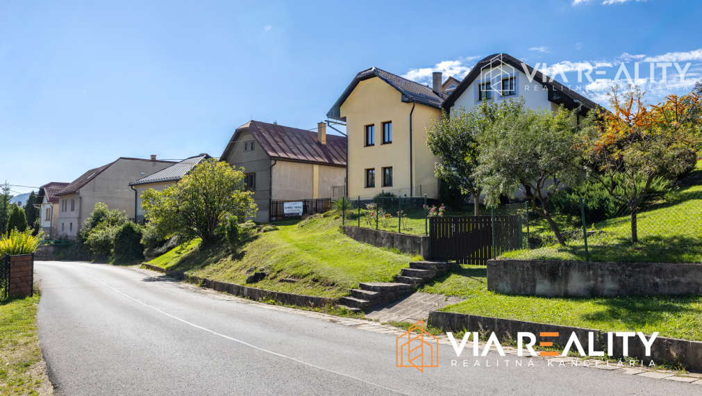 Rodinný dom / chata s romantickou drevenicou – Horná Lehota / Nízke Tatry