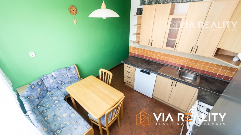 3-izbový byt, balkón, prenájom, Bystrická, Pezinok