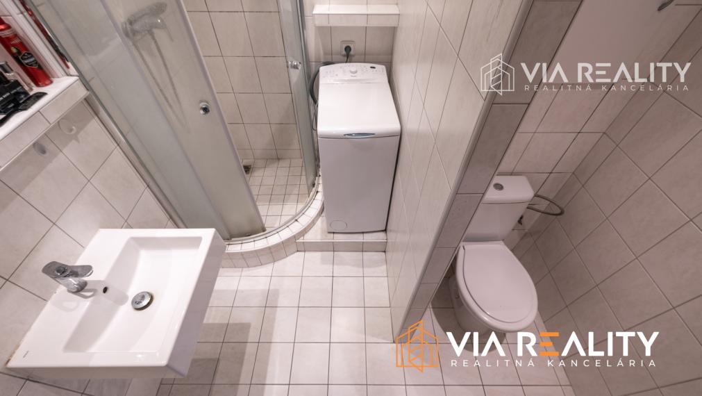 1-izbový byt s pivnicou, predaj, Fedinova, Bratislava - Petržalka