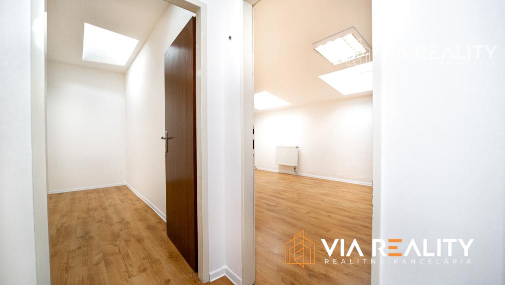 Na prenájom: Klimatizovaná kancelária 36 m² – Kopčianska, Petržalka, Bratislava