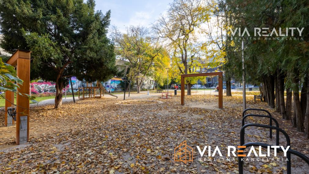 Predaj 2-izbový byt, PARKING – Dunajská, Staré Mesto – Bratislava