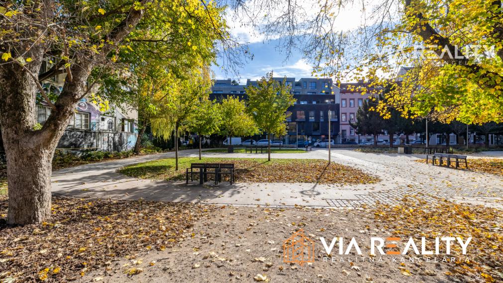 Predaj 2-izbový byt, PARKING – Dunajská, Staré Mesto – Bratislava