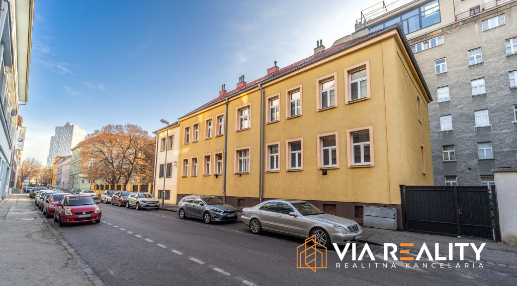 PREDANÉ 3-izbový byt v centre, predaj, Bratislava - Staré Mesto