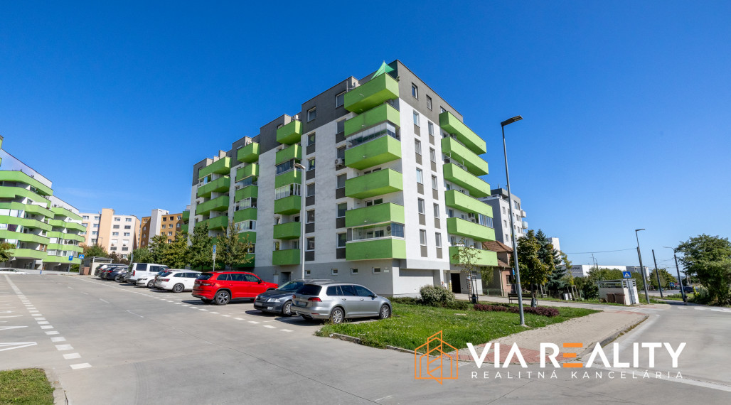 REZERVOVANÉ 2 izbový byt, predaj, garažové státie, klíma, Rustaveliho, Bratislava - Rača