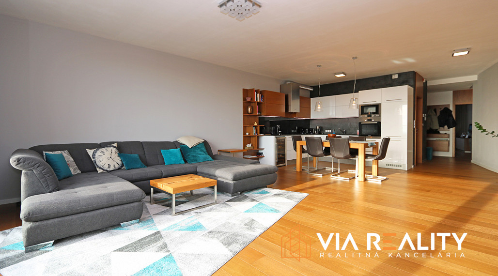 3 izbový PENTHOUSE, 2 x parking, Koliba, terasa, Bratislava-Nové Mesto