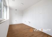 3-izbový byt v rodinnom dome, záhrada, 2x parking, novostavba, klimatizácia, fotovoltaické panely, predaj, Dunajská Lužná - fotografia 7