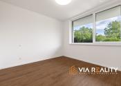 3-izbový byt v rodinnom dome, záhrada, 2x parking, novostavba, klimatizácia, fotovoltaické panely, predaj, Dunajská Lužná - fotografia 16