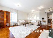 7-izbový rodinný dom, vnútorný bazén, sauna, dvojgaráž, harmonické prostredie, Rača, Bratislava - fotografia 4