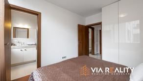 Predaj nadštandardného 2-izbového bytu s parkovaním – Dunajská, Staré Mesto - fotografia 14