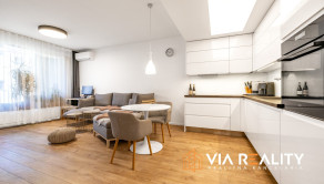2-izbový byt s loggiou, parking, predaj, Ulica Hany Ponickej, Bratislava - Bory - fotografia 1