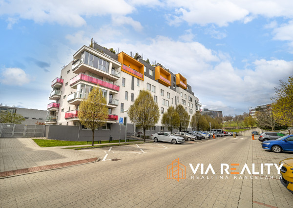 PREDANÉ 3-izbový byt, 3x balkón, parking, Rezidencia Cubicon, predaj, Bratislava - Karlova Ve