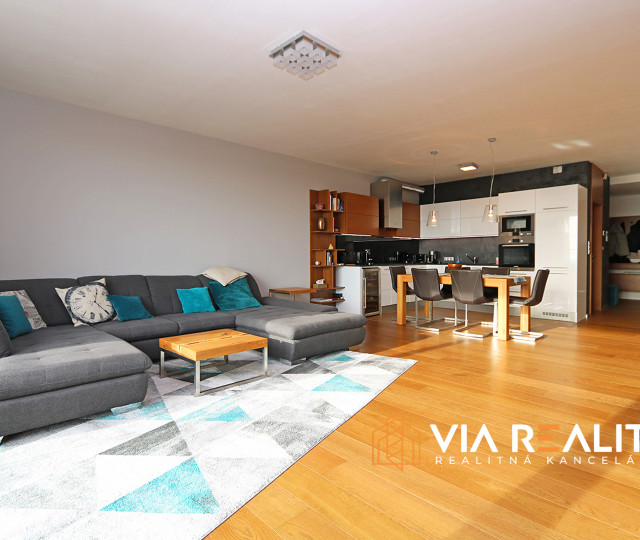 3 izbový PENTHOUSE, 2 x parking, Koliba, terasa, Bratislava-Nové Mesto