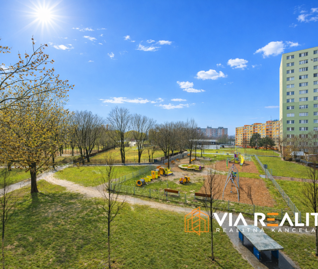 3-izbový byt s loggiou, predaj, Šintavská, Petržalka, Bratislava