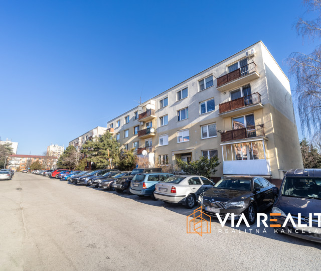 3-izbový byt, balkón, prenájom, Bystrická, Pezinok