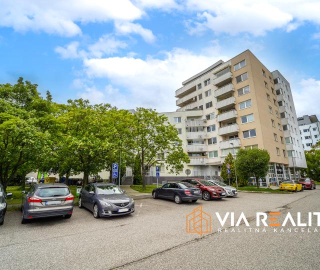 3-izbový byt, klíma, balkón, prenájom, Planét, Bratislava - Ružinov