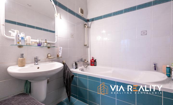 PREDANÉ - 4-izbový byt na predaj, Jána Smreka 9, Devínska nová Ves, Bratislava - fotografia 13
