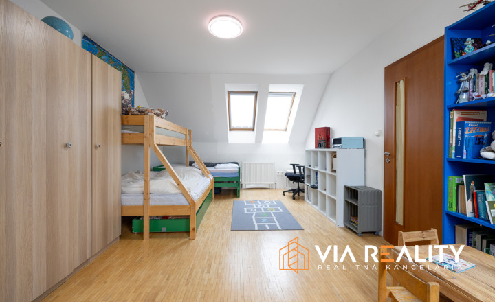 4-izbový mezonet s garážou, pivnicou a balkónom, Podunajská ul., Bratislava – Podunajské Biskupice - fotografia 21
