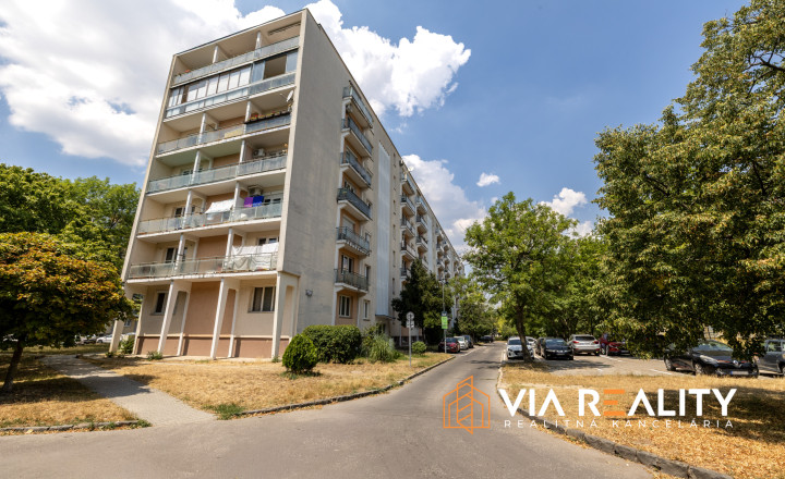 Predaj 1-izbového bytu s potenciálom na 2-izbový – Svidnícka, Bratislava, Ružinov