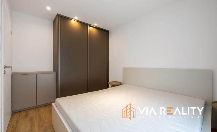 2-izbový byt na prenájom Astrova, Ružinov, Bratislava - voľný od 01.12.2026 - fotografia 4