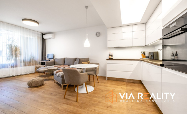 2-izbový byt s loggiou, parking, predaj, Ulica Hany Ponickej, Bratislava - Bory