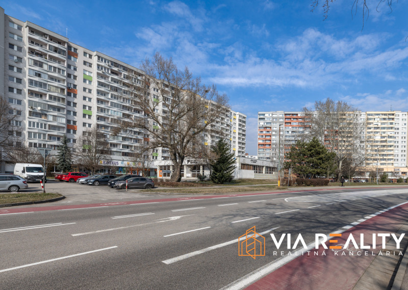 1-izbový byt s pivnicou, predaj, Fedinova, Bratislava - Petržalka